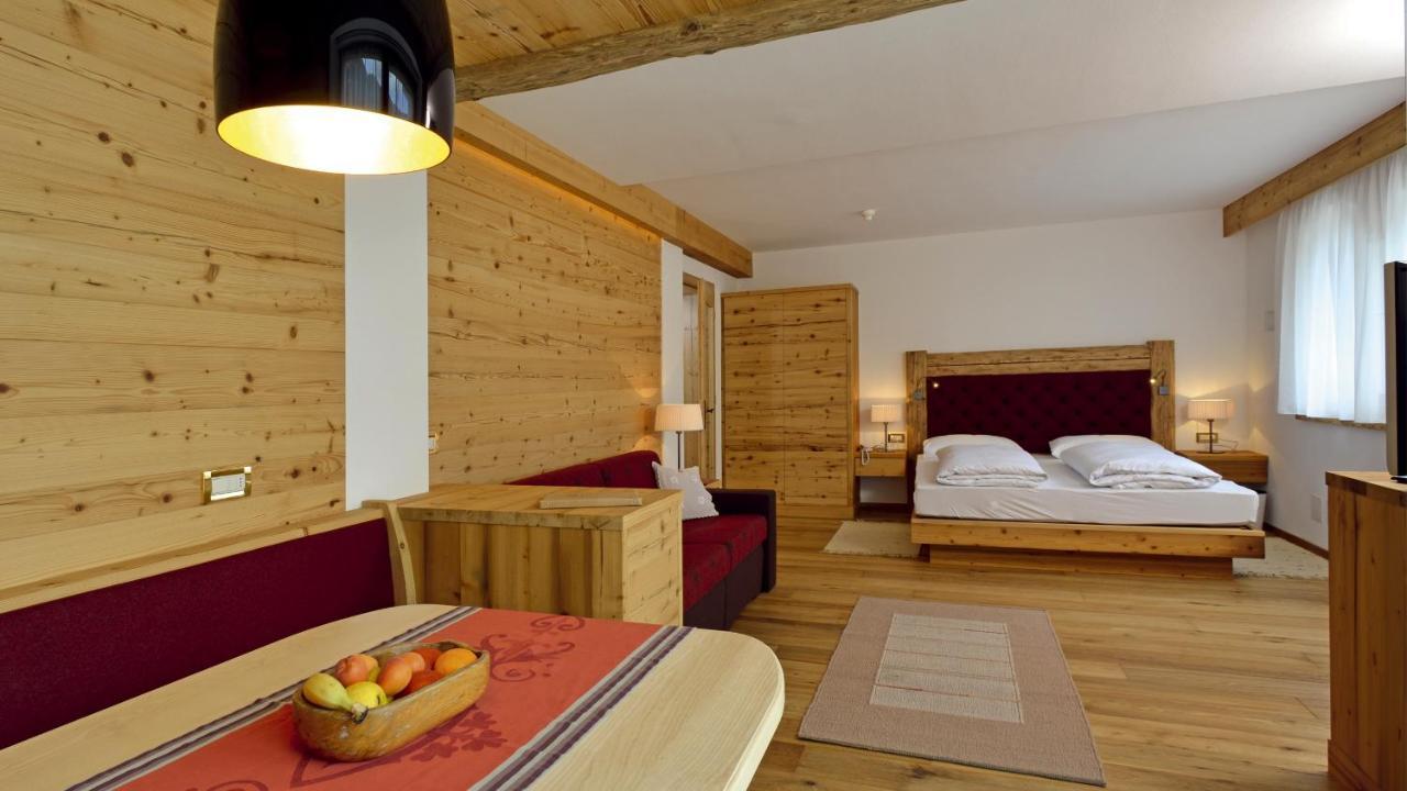 Garni Hotel Rosengarten B&B Sëlva Buitenkant foto