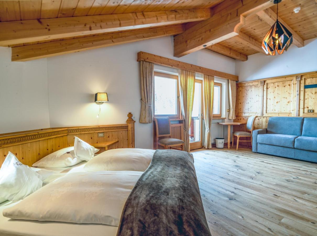 Garni Hotel Rosengarten B&B Sëlva Buitenkant foto